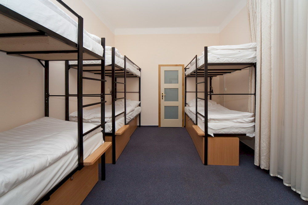 Hostel Mango Прага Екстериор снимка